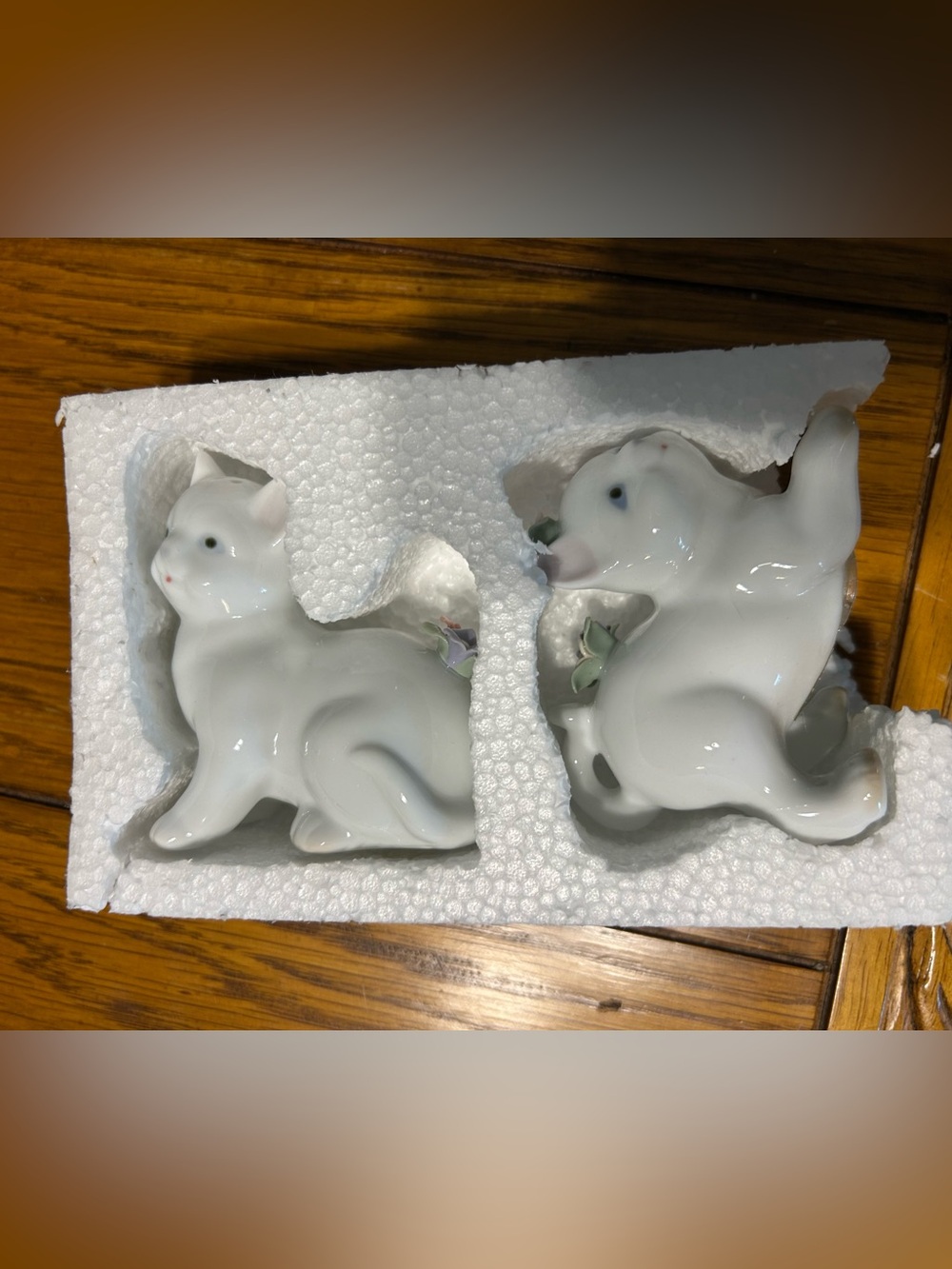 Porcelain White Cat Salt & Pepper shaker- Pair